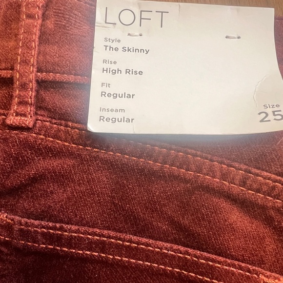 Loft Curvy Velvet Skinny Pants Maroon Red Women’s Sz 25 NWT High Waist Stretch - Picture 4 of 7